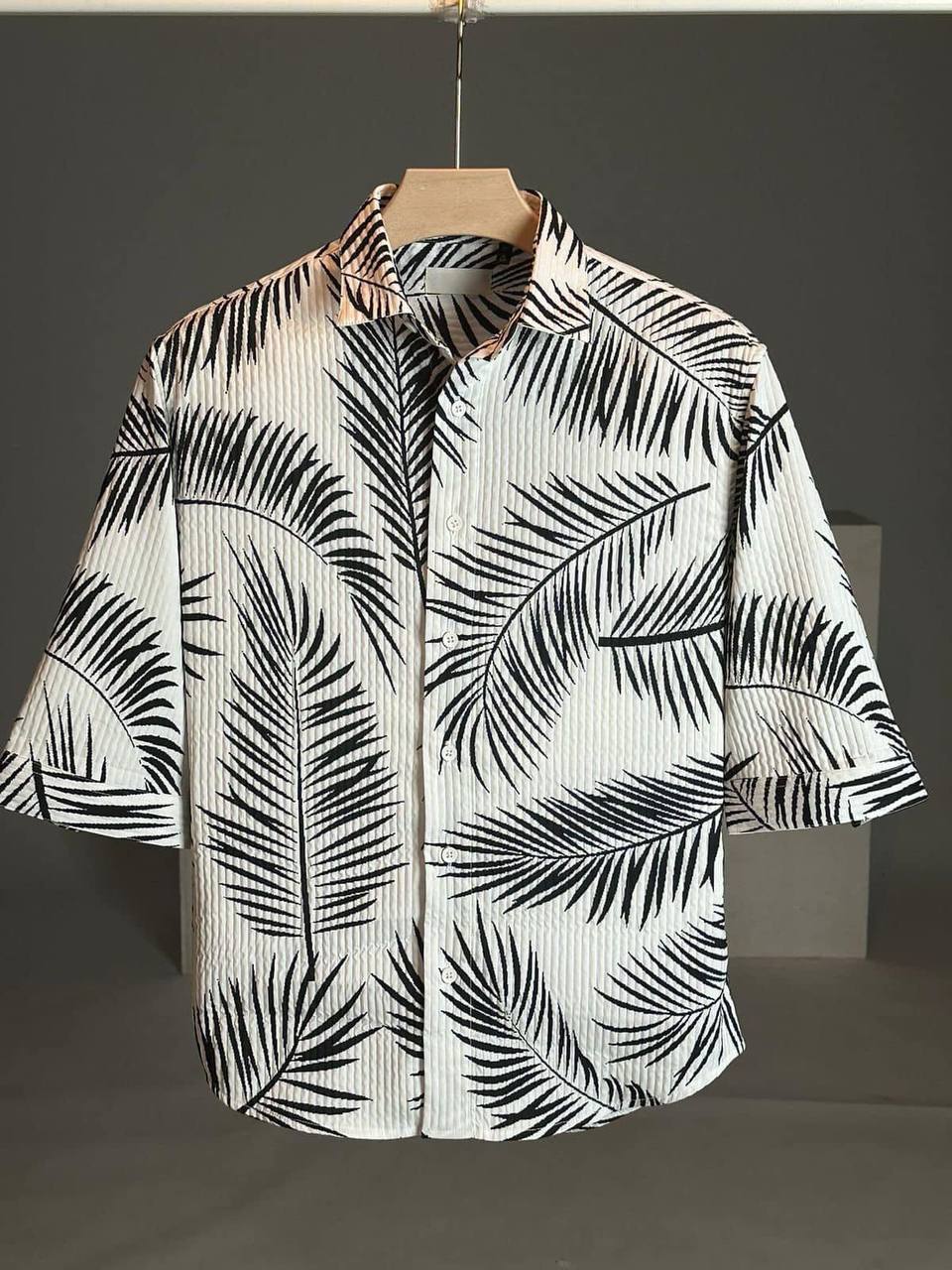 White&Black Fancy Abstract Printed Shirt For Men